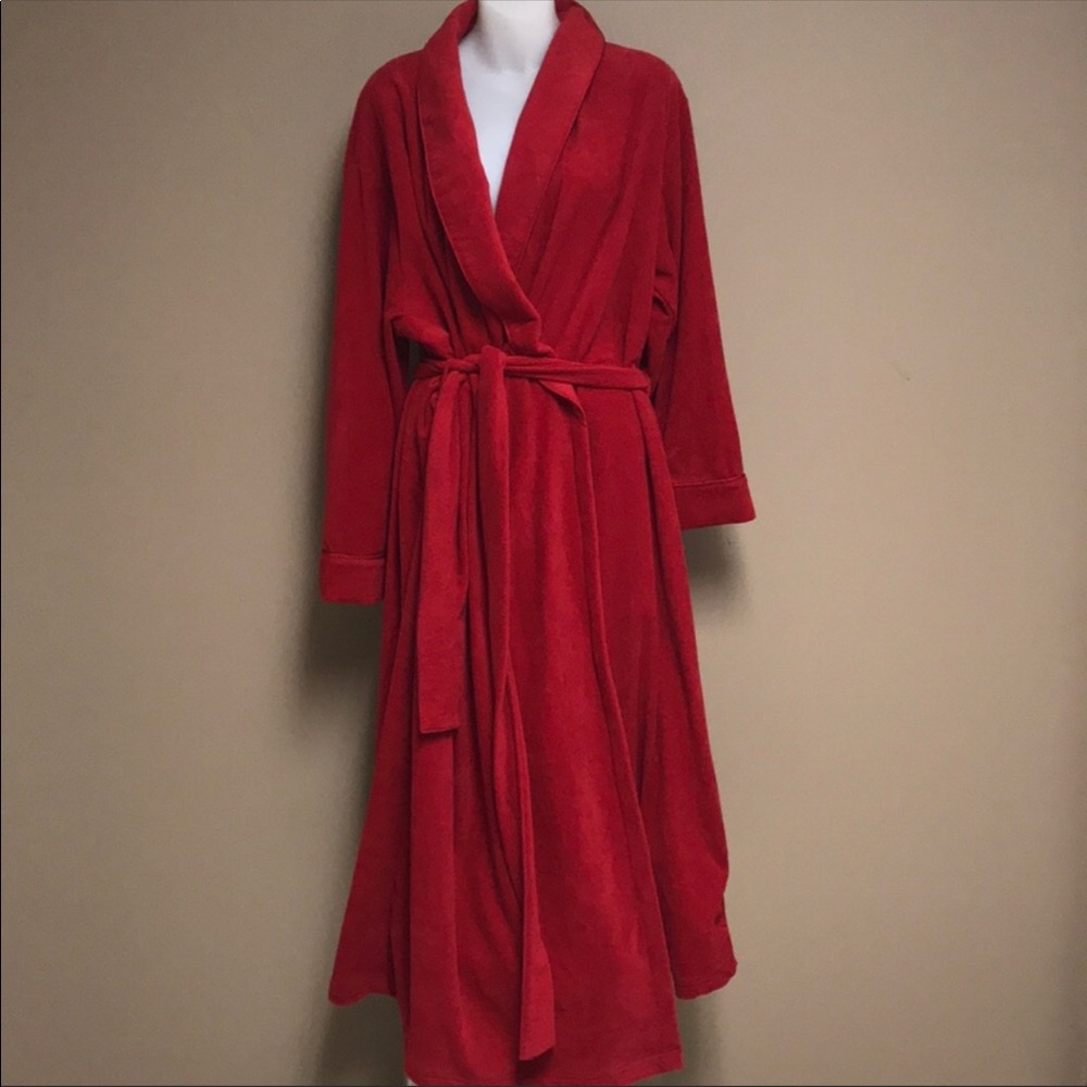 NWT CABERNET Soft Warm Red Robe